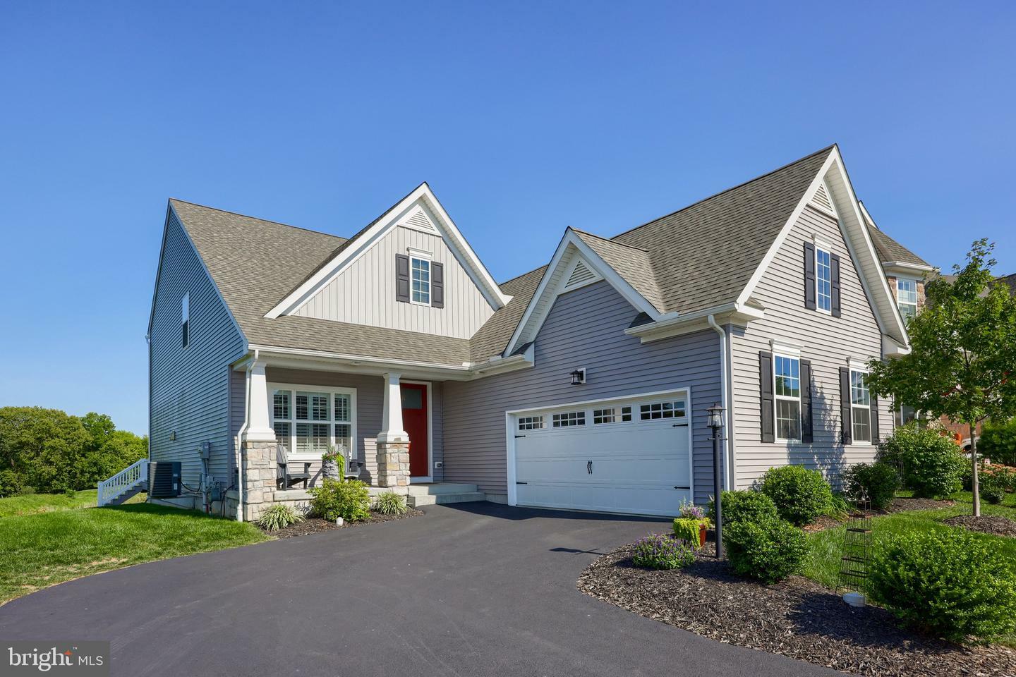 Property Photo:  628 Stockdale Drive  PA 17601 