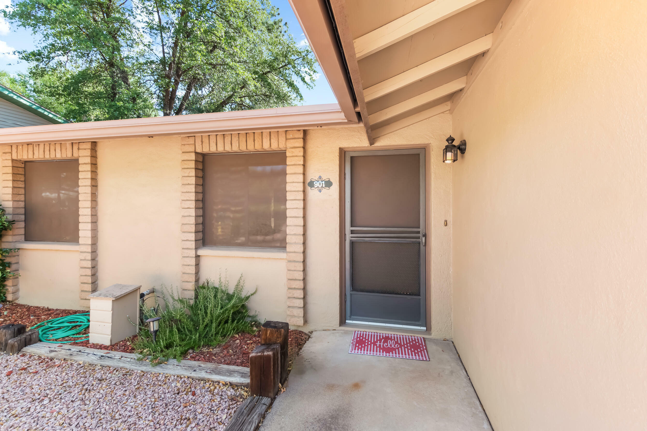 Property Photo:  901 S Mud Springs Road  AZ 85541 