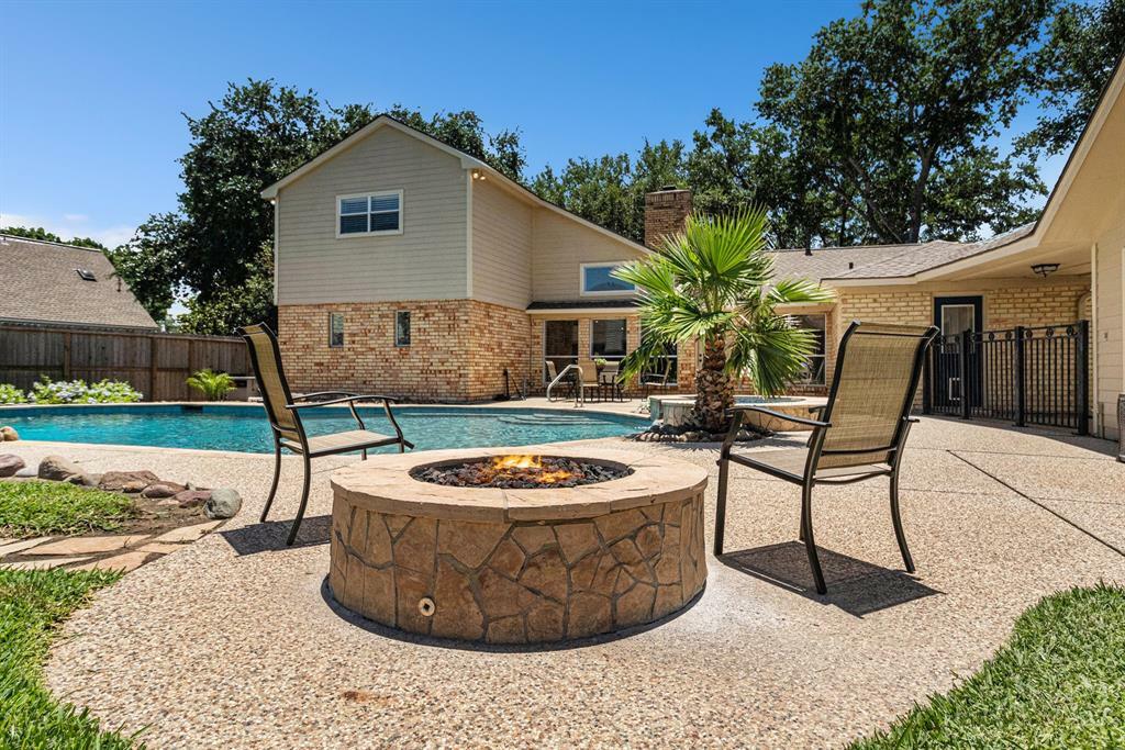 Property Photo:  5026 Mockingbird Lane  TX 77493 