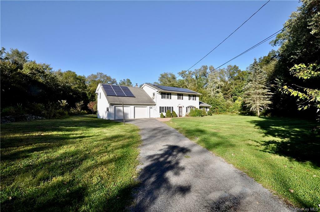 Property Photo:  94 Lincolndale Acres  NY 10992 