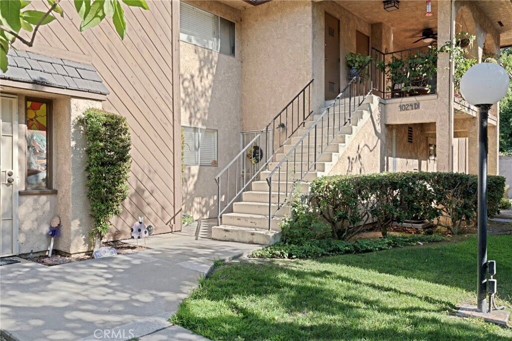 Property Photo:  1024 Las Lomas Drive C  CA 90631 