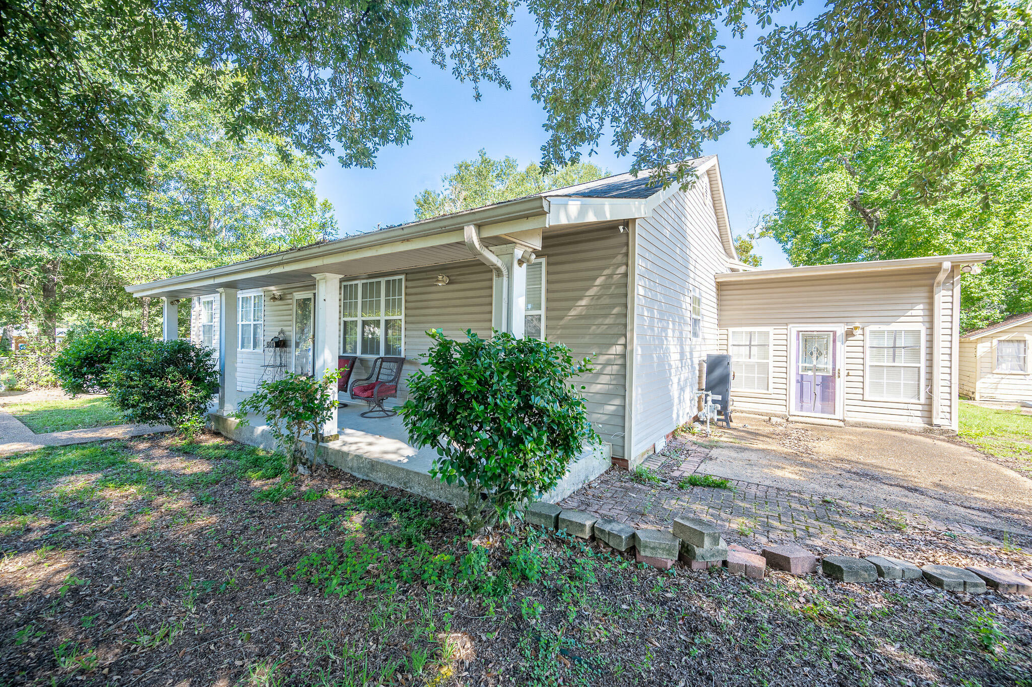 Property Photo:  508 Magnolia St  LA 70634 