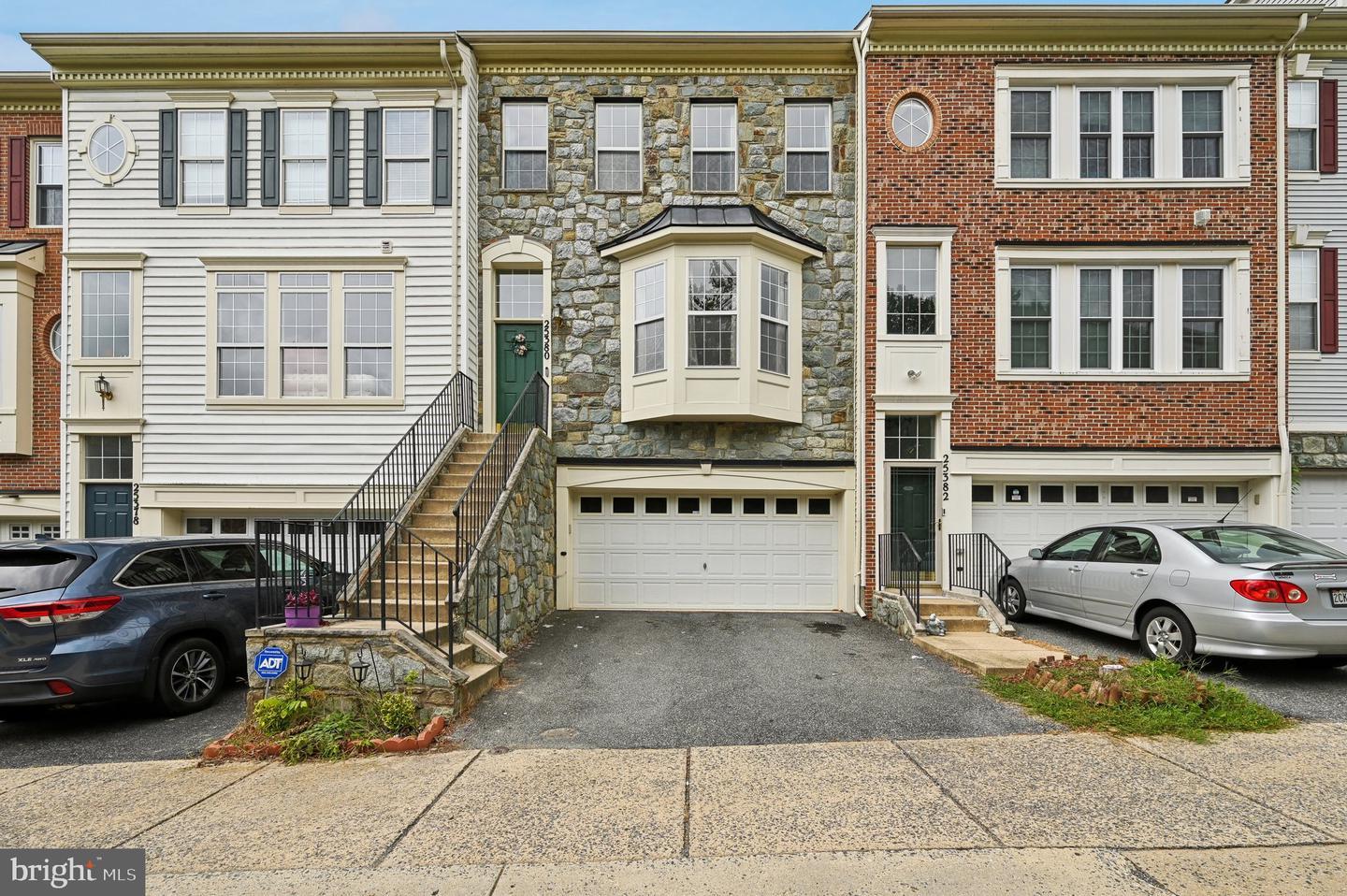 Property Photo: 25380 Damascus Park Terrace MD 20872