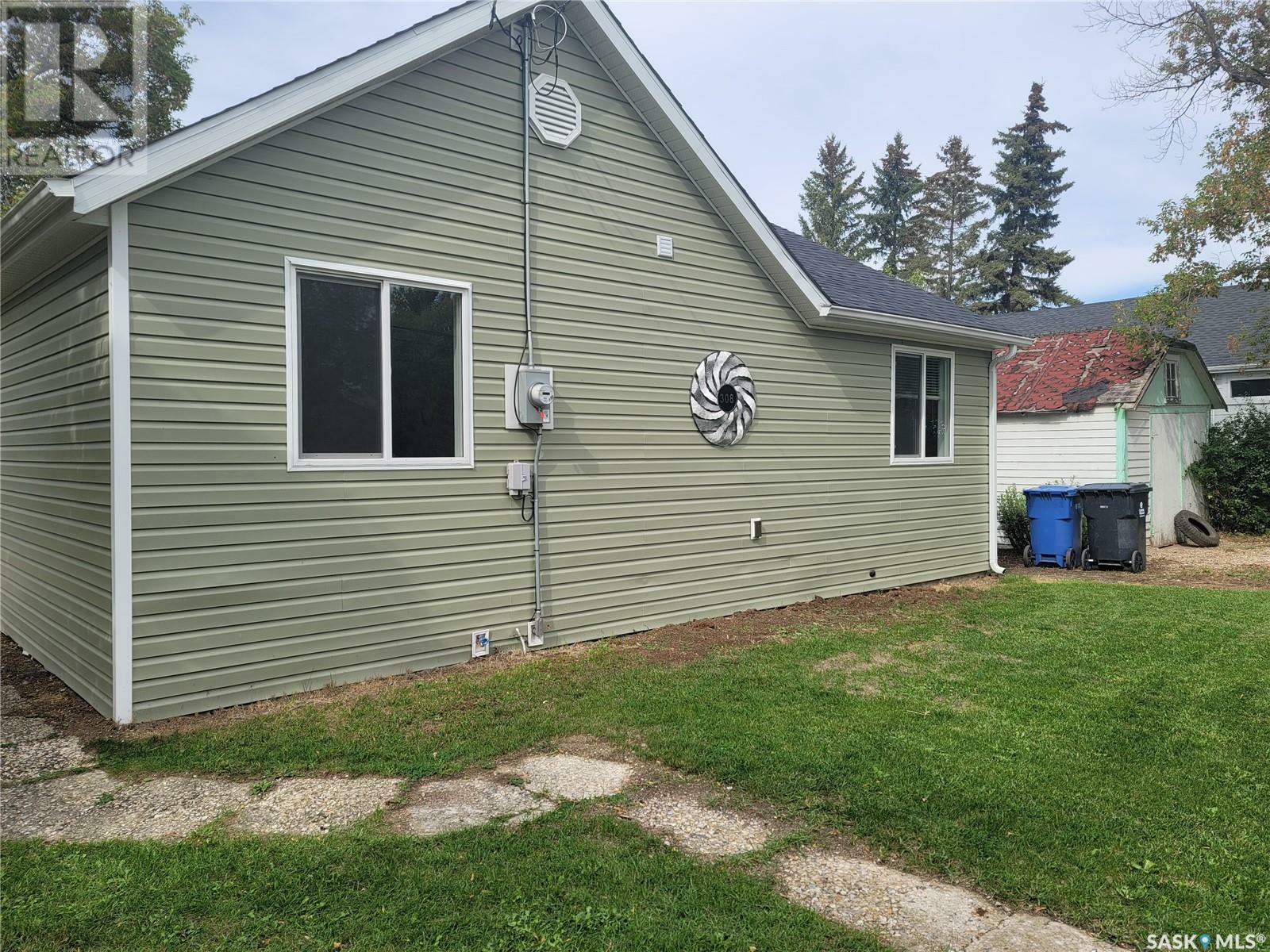 Photo de la propriété:  308 Pollard Street  SK S0G 1J0 