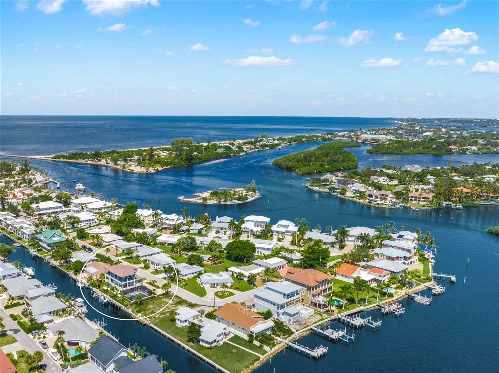 Property Photo:  913 Inlet Circle  FL 34285 