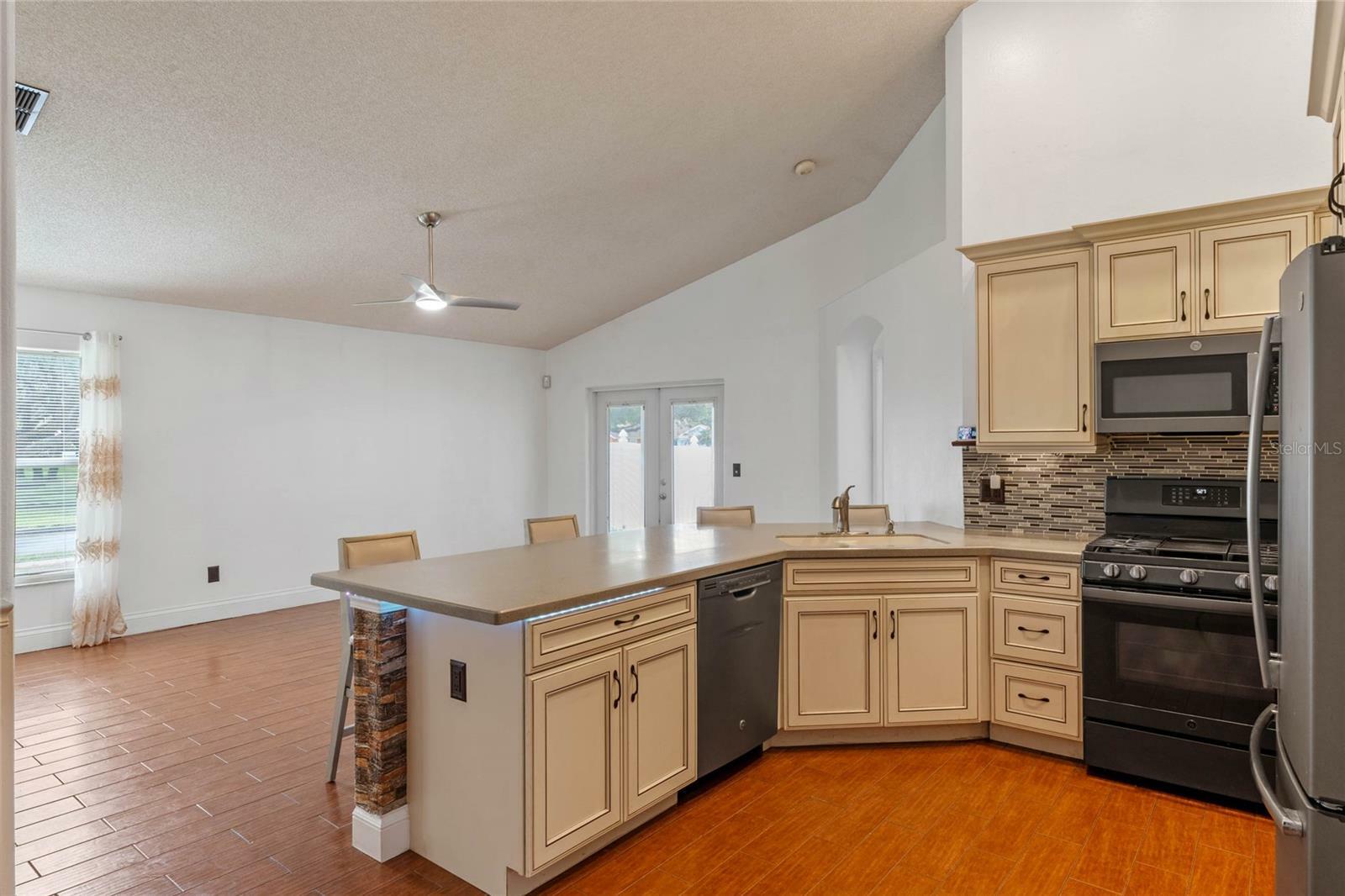 Property Photo:  7749 Water Oak Court  FL 34747 