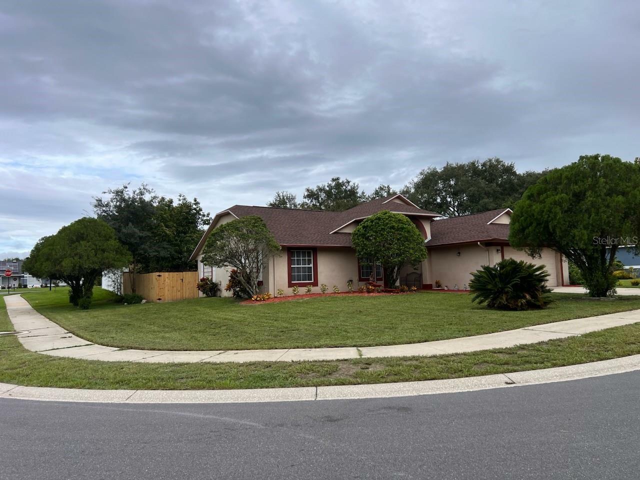 Property Photo:  1011 Pegel Court  FL 32765 