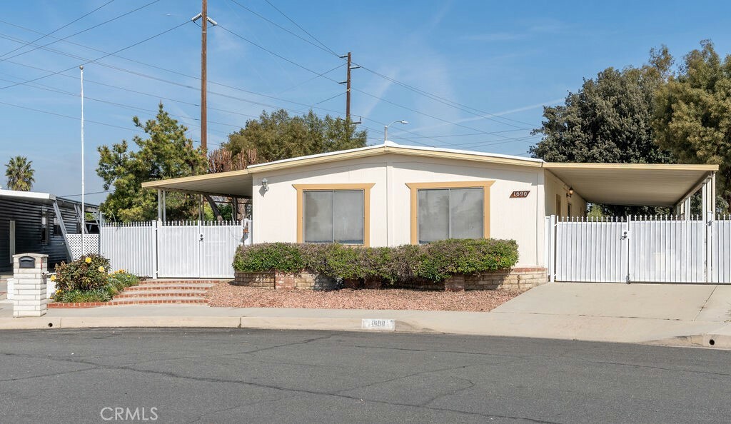 Property Photo:  1690 Carlotta Drive  CA 92543 