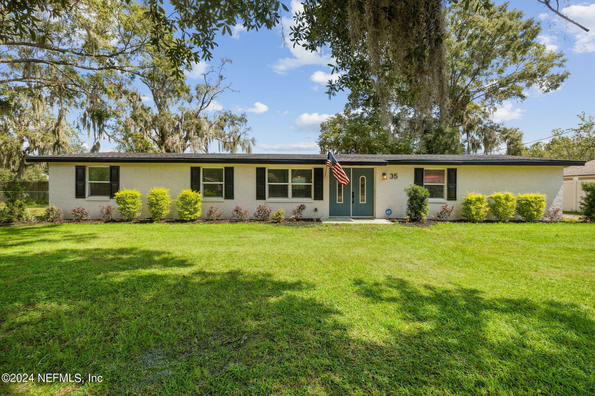 Property Photo:  35 Velvet Drive  FL 32220 