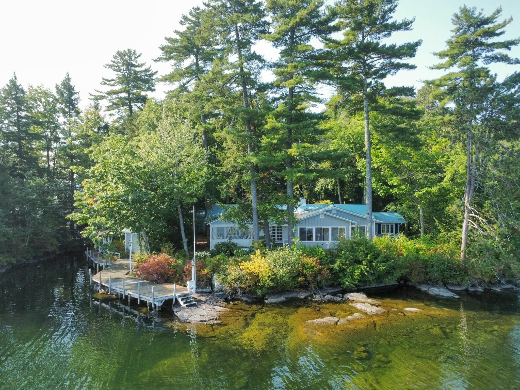 Property Photo:  40 Oak Island Road  NH 03253 