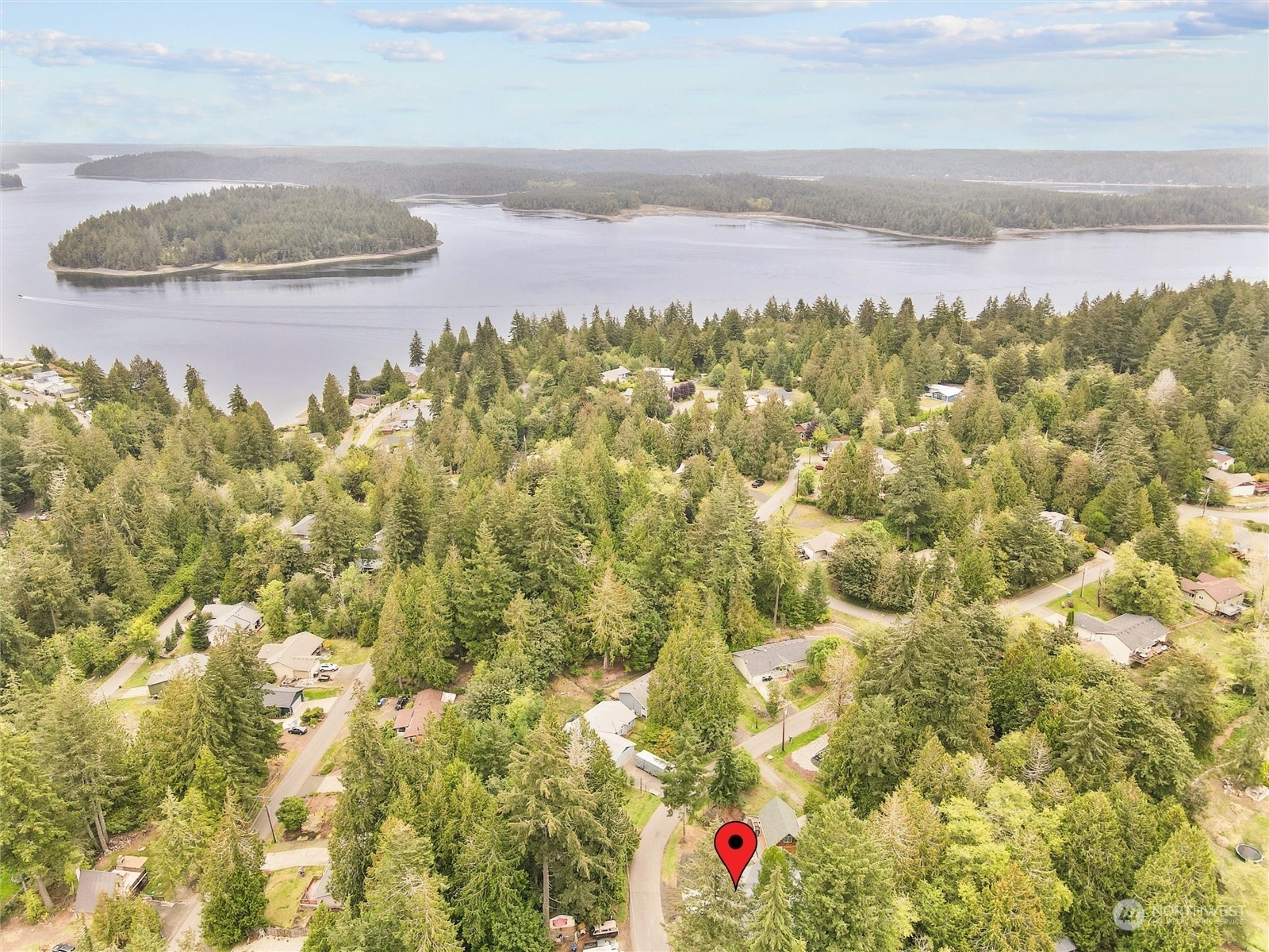 Property Photo:  9620  Lookout Drive NW  WA 98502 