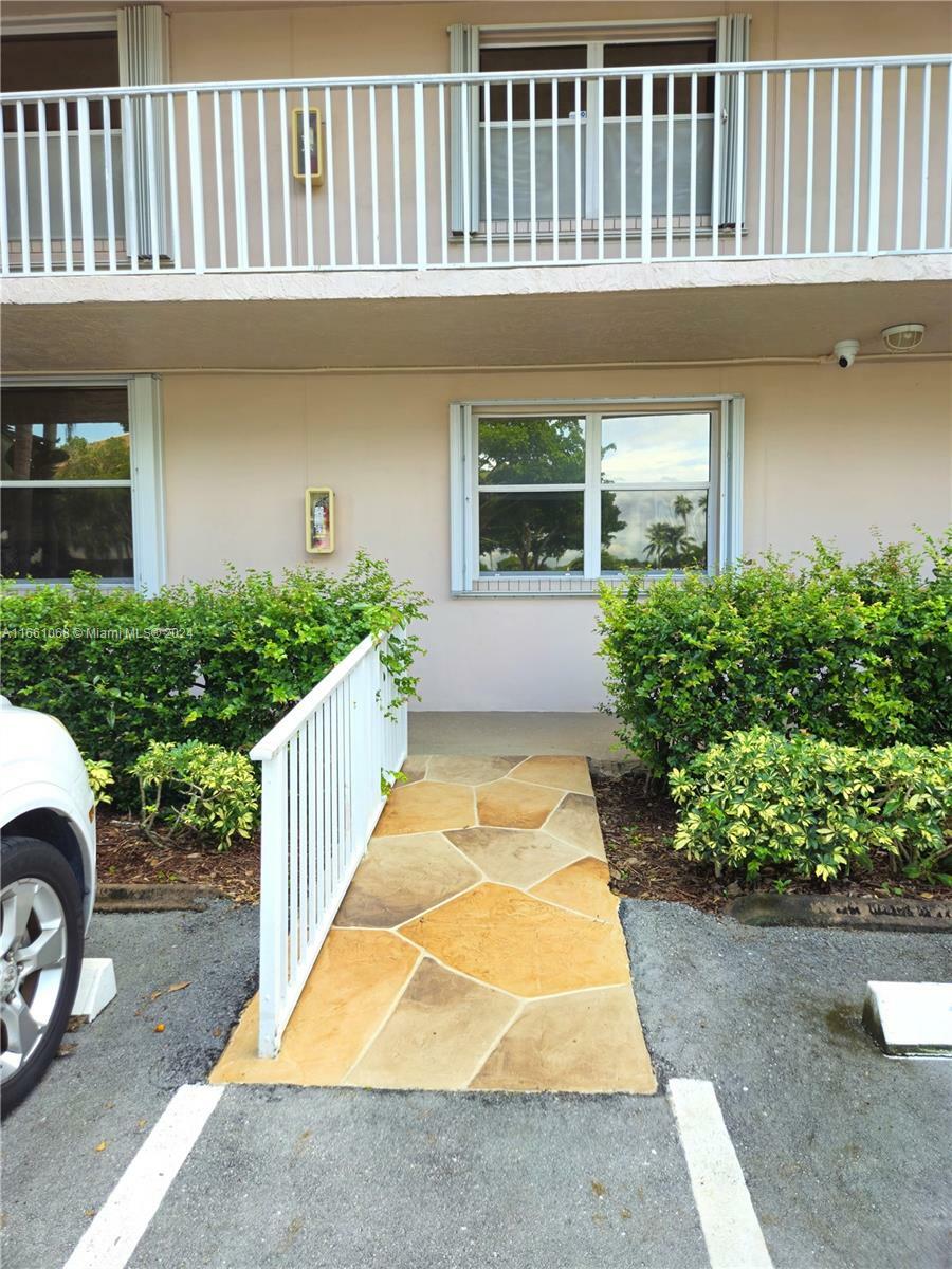 Property Photo:  2524 NW 104th Ave 101  FL 33322 