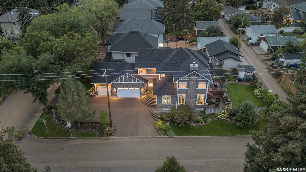 Photo de la propriété:  1027 15th Street E  SK S7N 0R4 