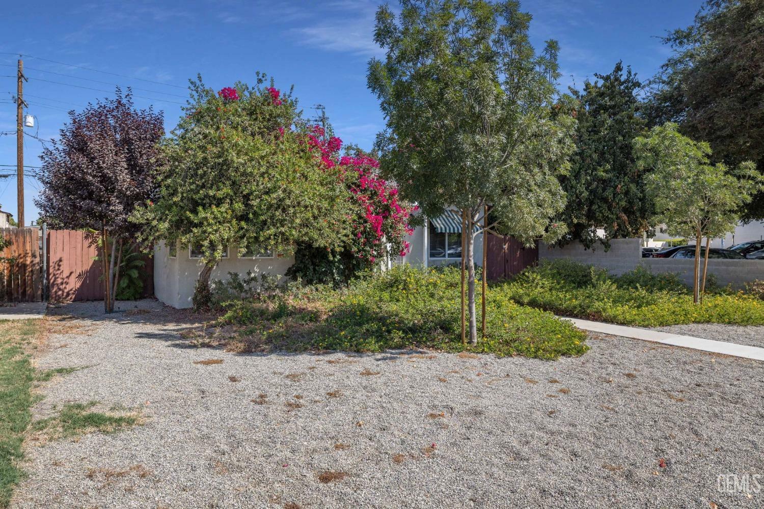 Property Photo:  2414 16th Street  CA 93301 