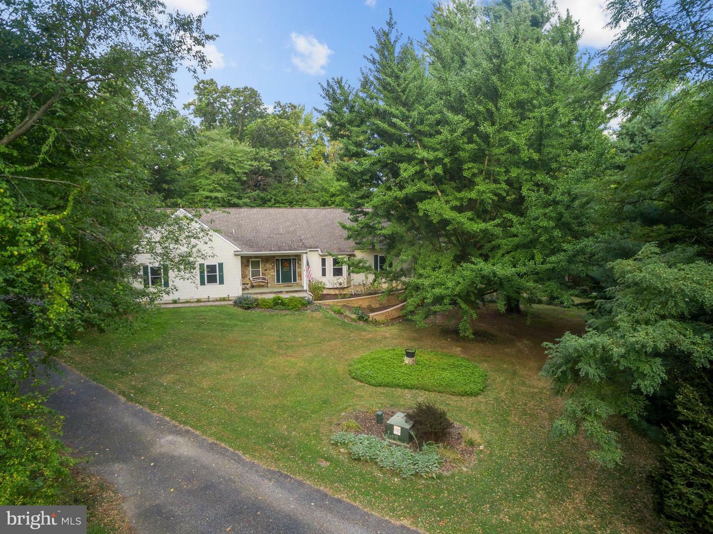 Property Photo:  319 Llewelyn Road  PA 19017 