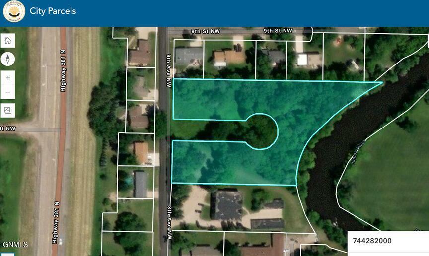 Property Photo: 724 8th Avenue NW ND 58401