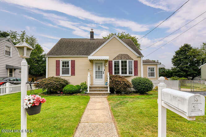 Property Photo:  23 Albany Street  NJ 08837 