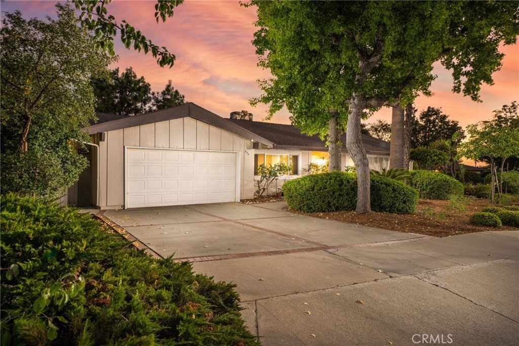 Property Photo: 994 Richmond Drive CA 91711