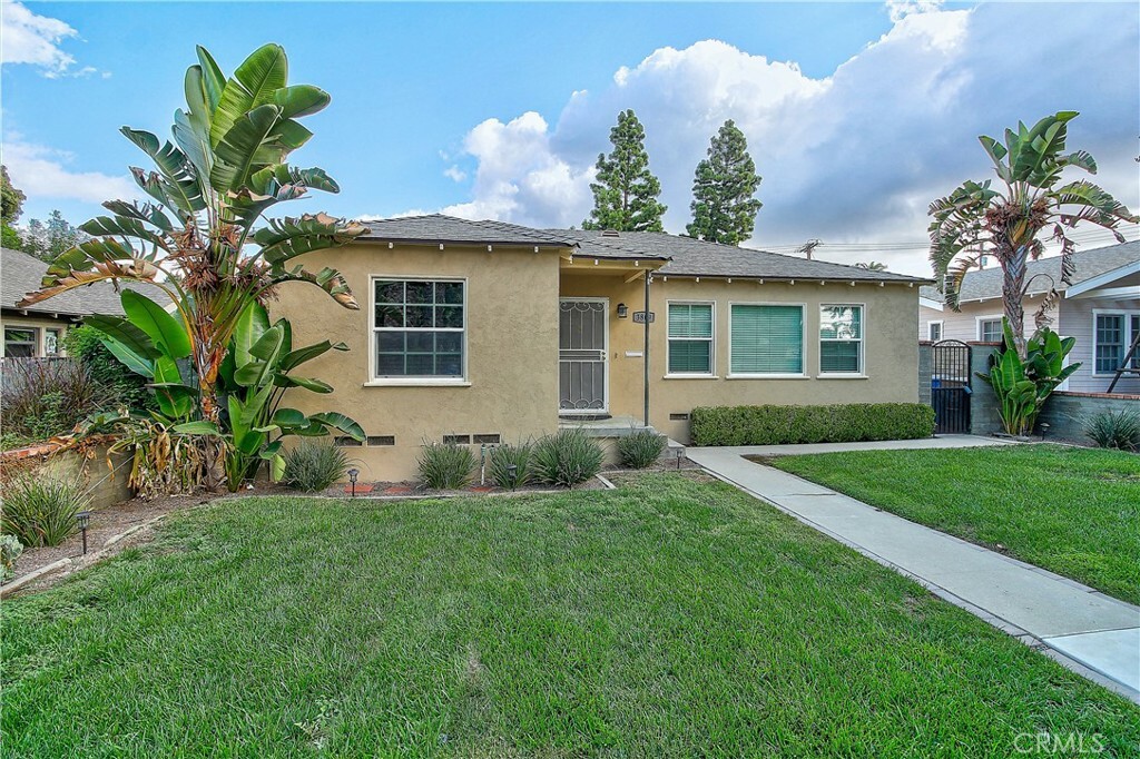 Property Photo:  3869 Bandini Avenue  CA 92506 