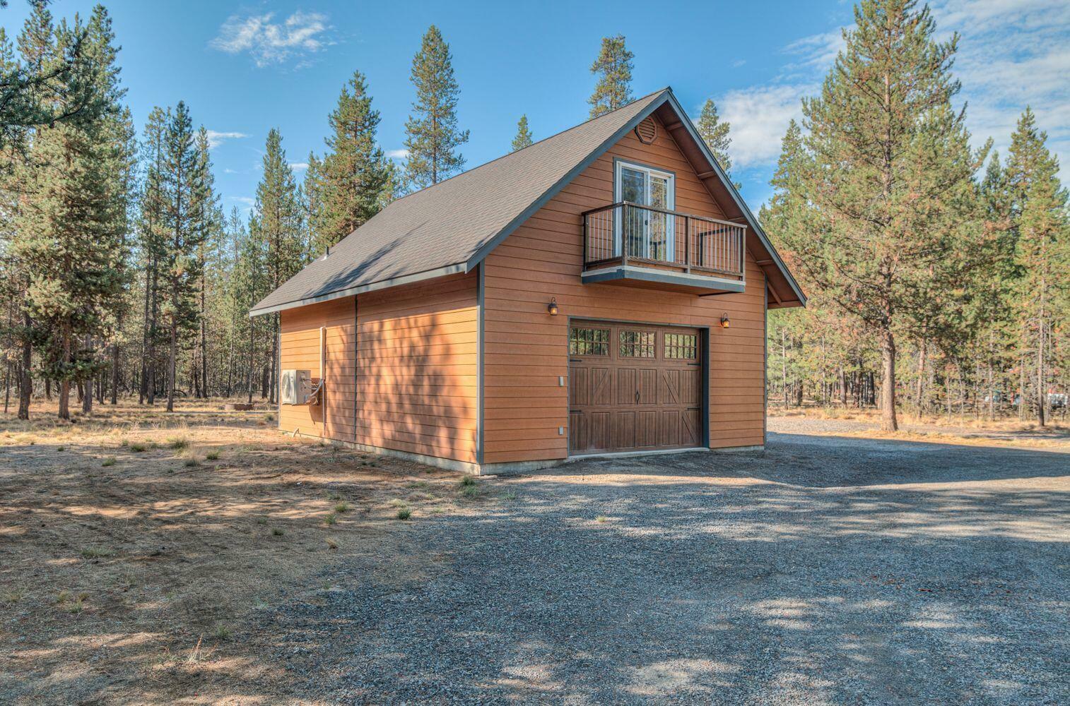 Property Photo:  15955 Woodland Drive  OR 97739 