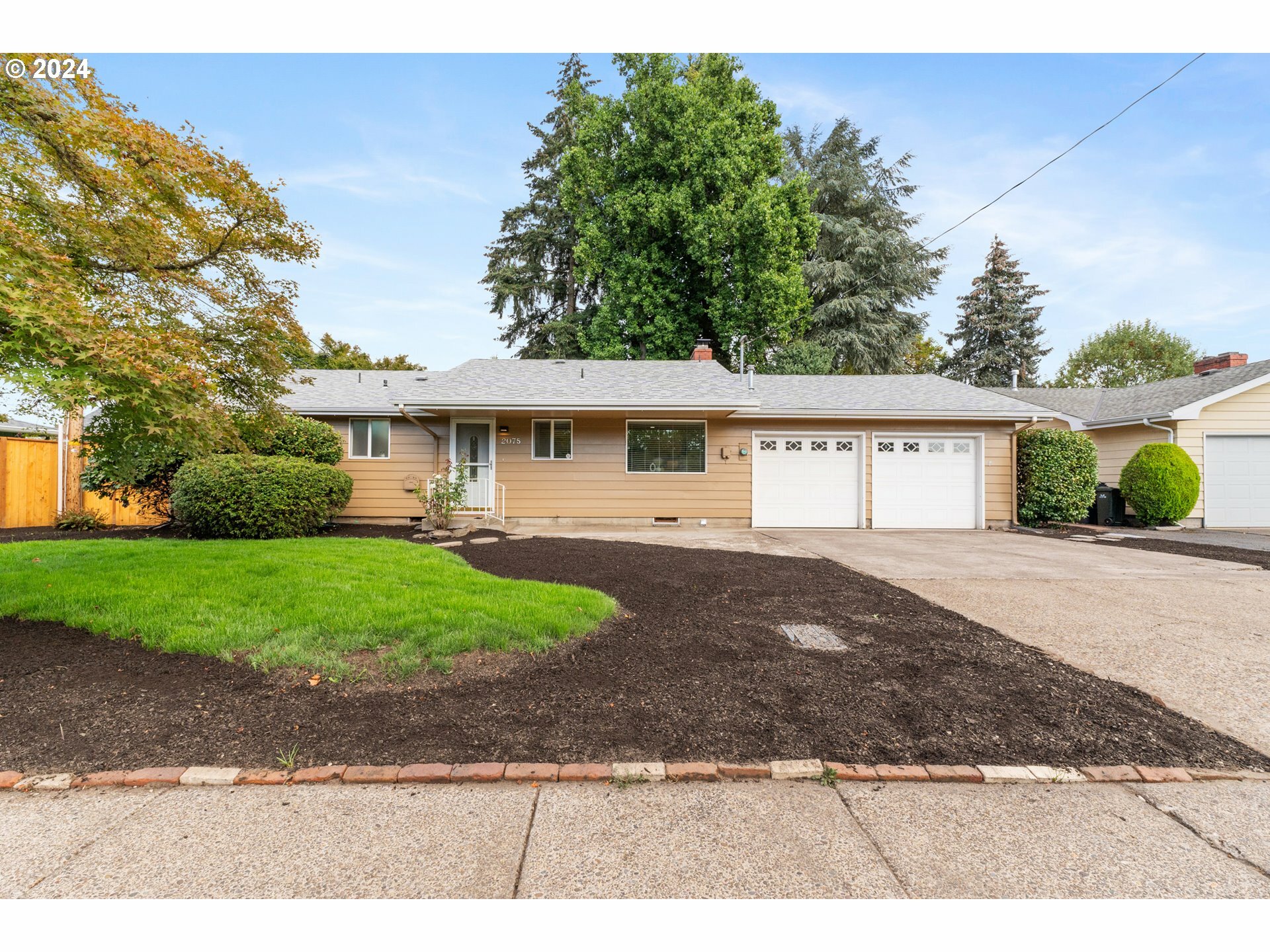 2075 Norkenzie Rd  Eugene OR 97401 photo