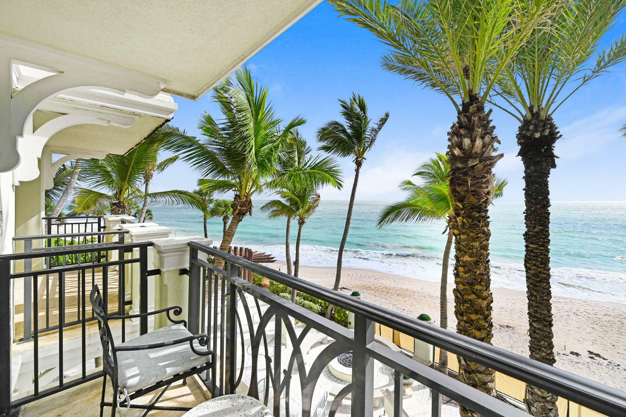 Property Photo:  3500 Ocean Drive 323  FL 32963 