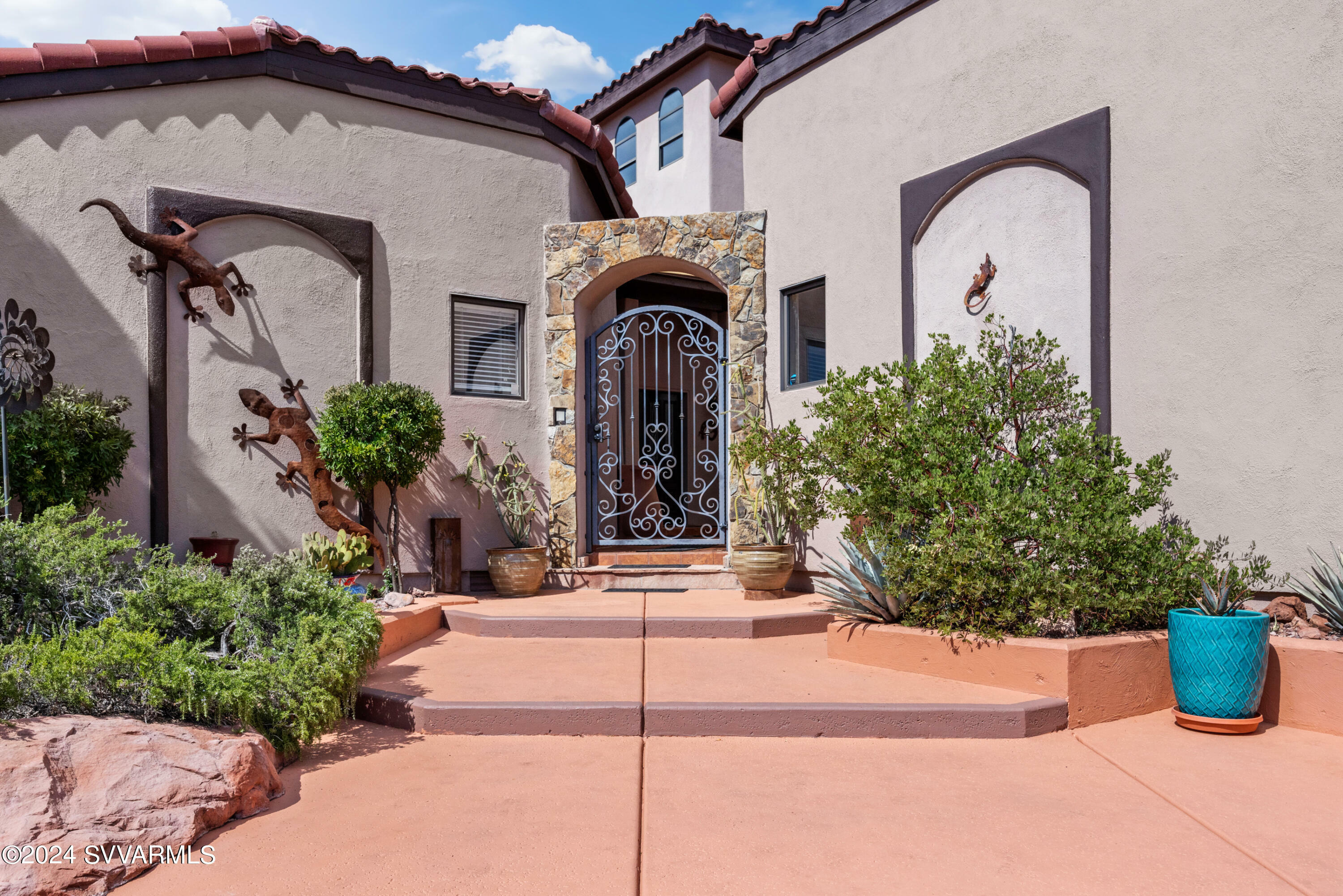 Property Photo:  57 E Dove Wing Drive  AZ 86336 