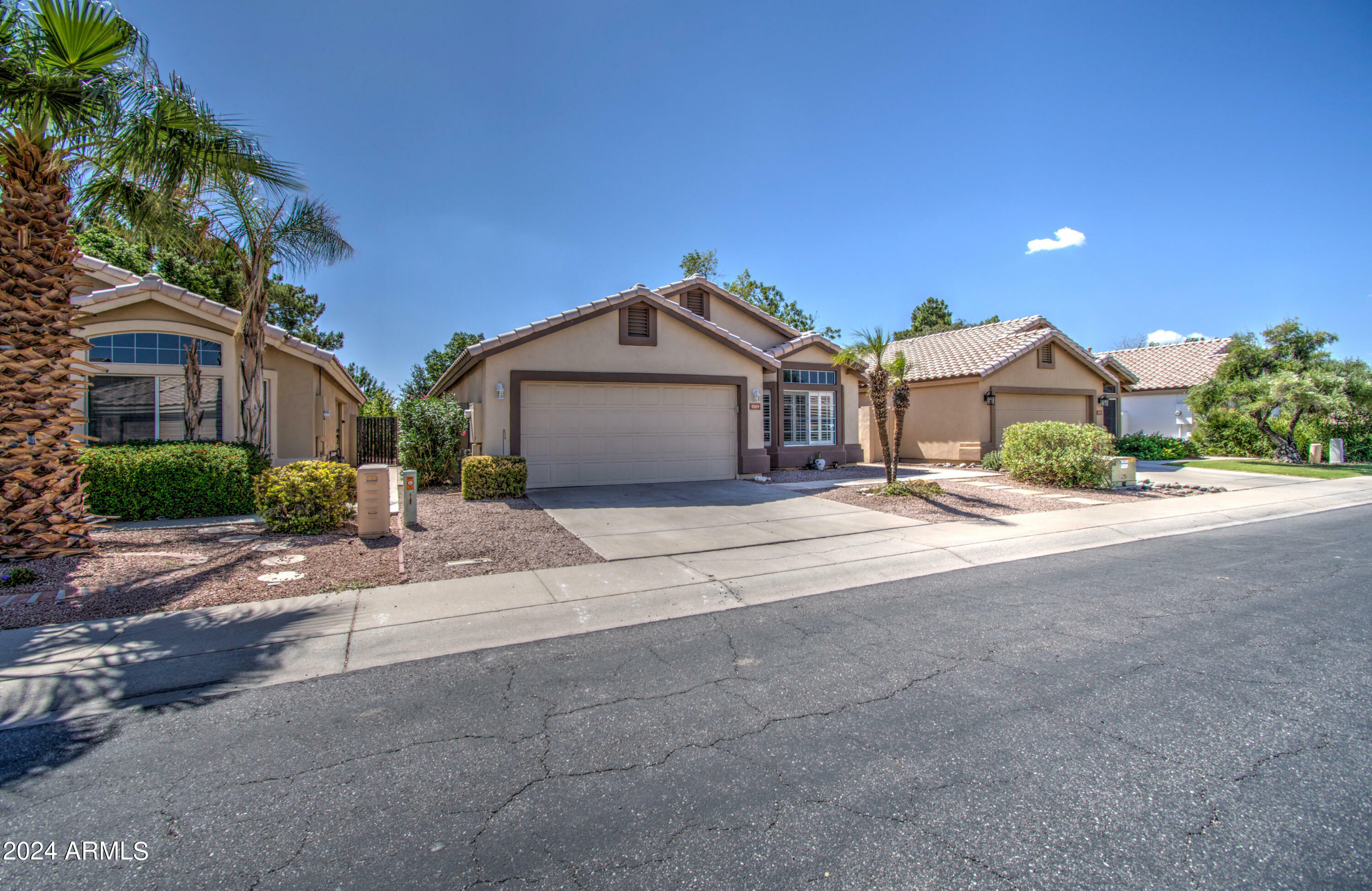 Property Photo:  1509 W Lobster Trap Drive  AZ 85233 