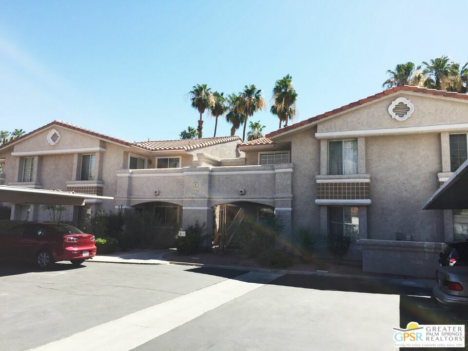 Property Photo:  505  S Farrell Dr R112  CA 92264 