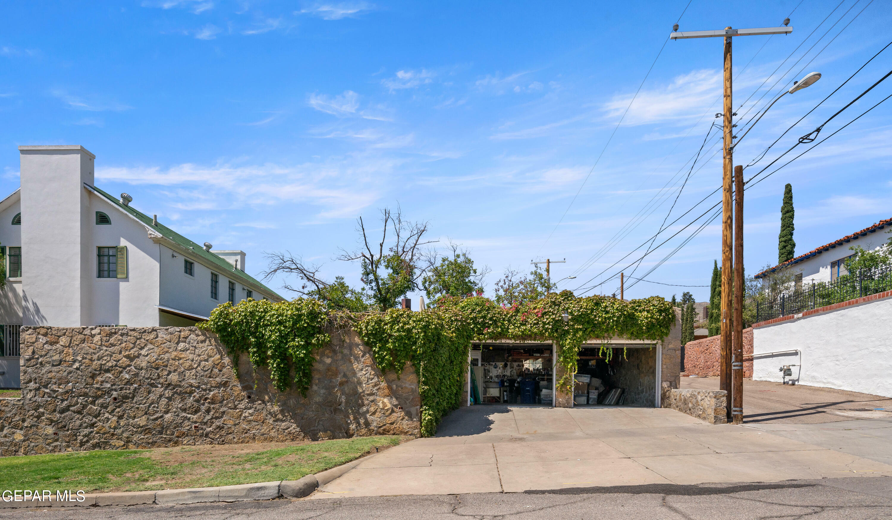 Property Photo:  3023 Copper Avenue  TX 79930 