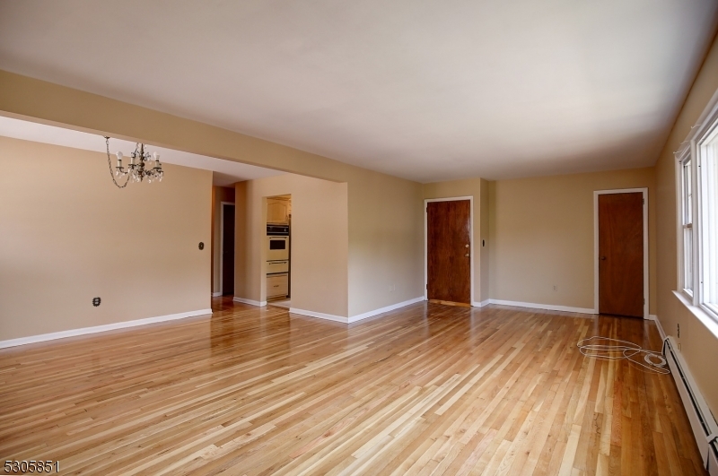 Property Photo:  10 Hausmann Ct 2  NJ 07040 