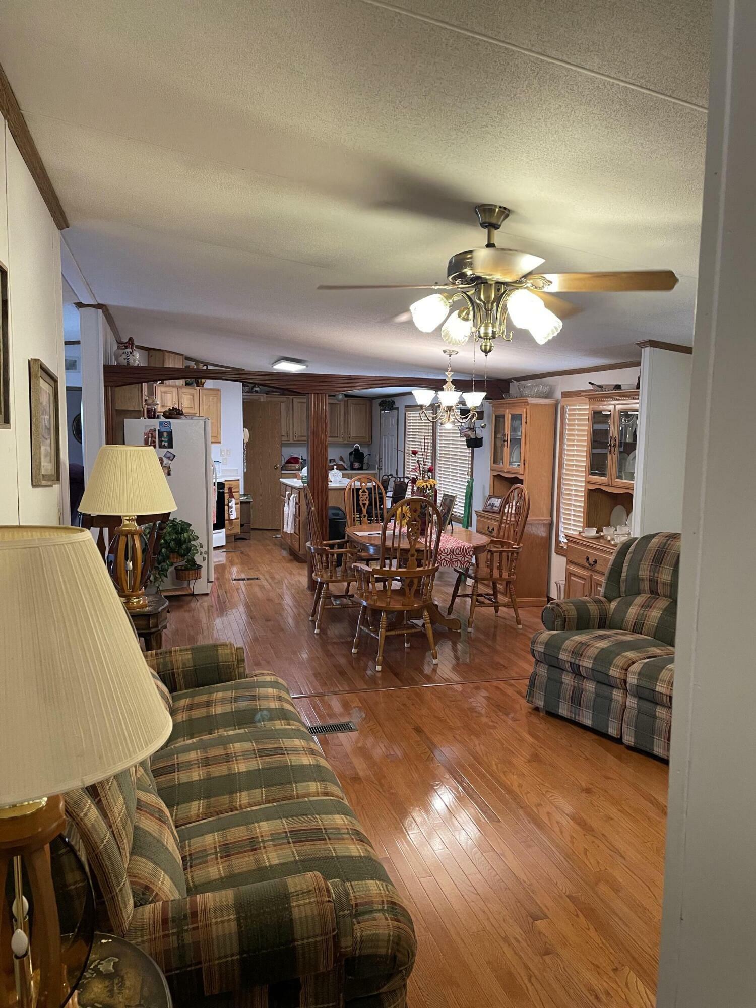 Property Photo:  1381 Pleasant Point Road  KY 42544 