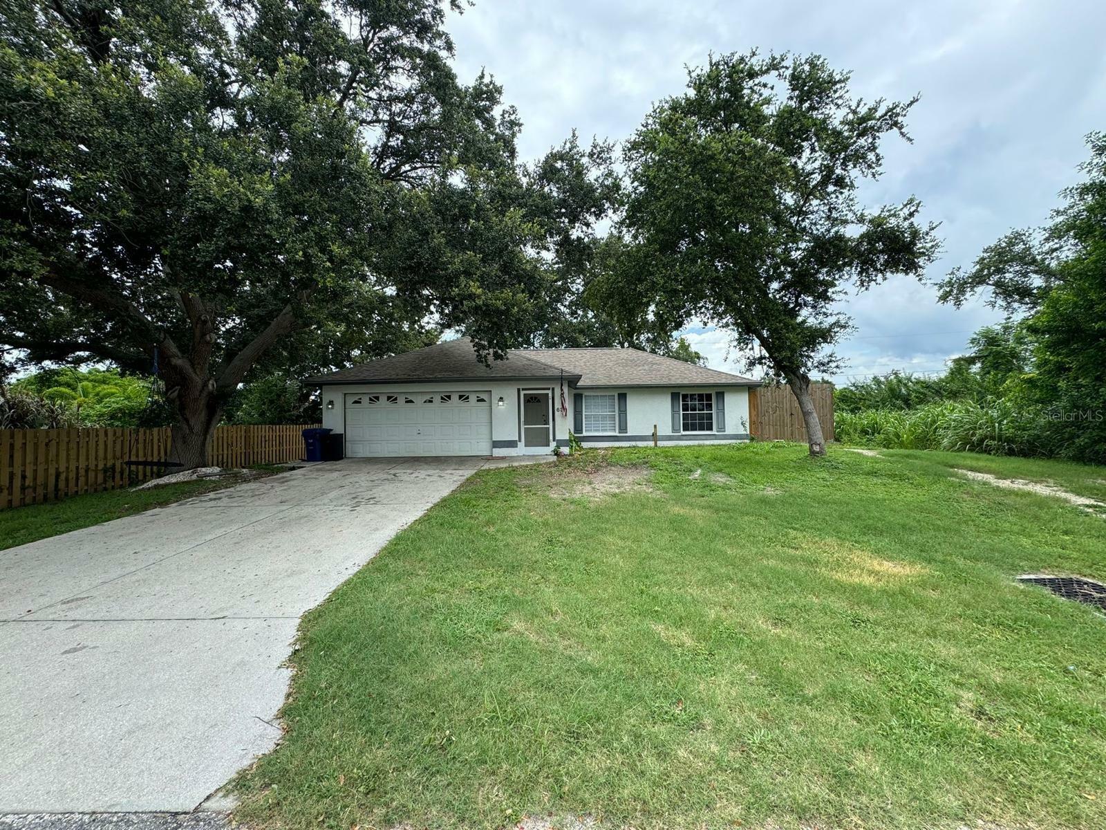 Property Photo:  630 Southland Road  FL 34293 