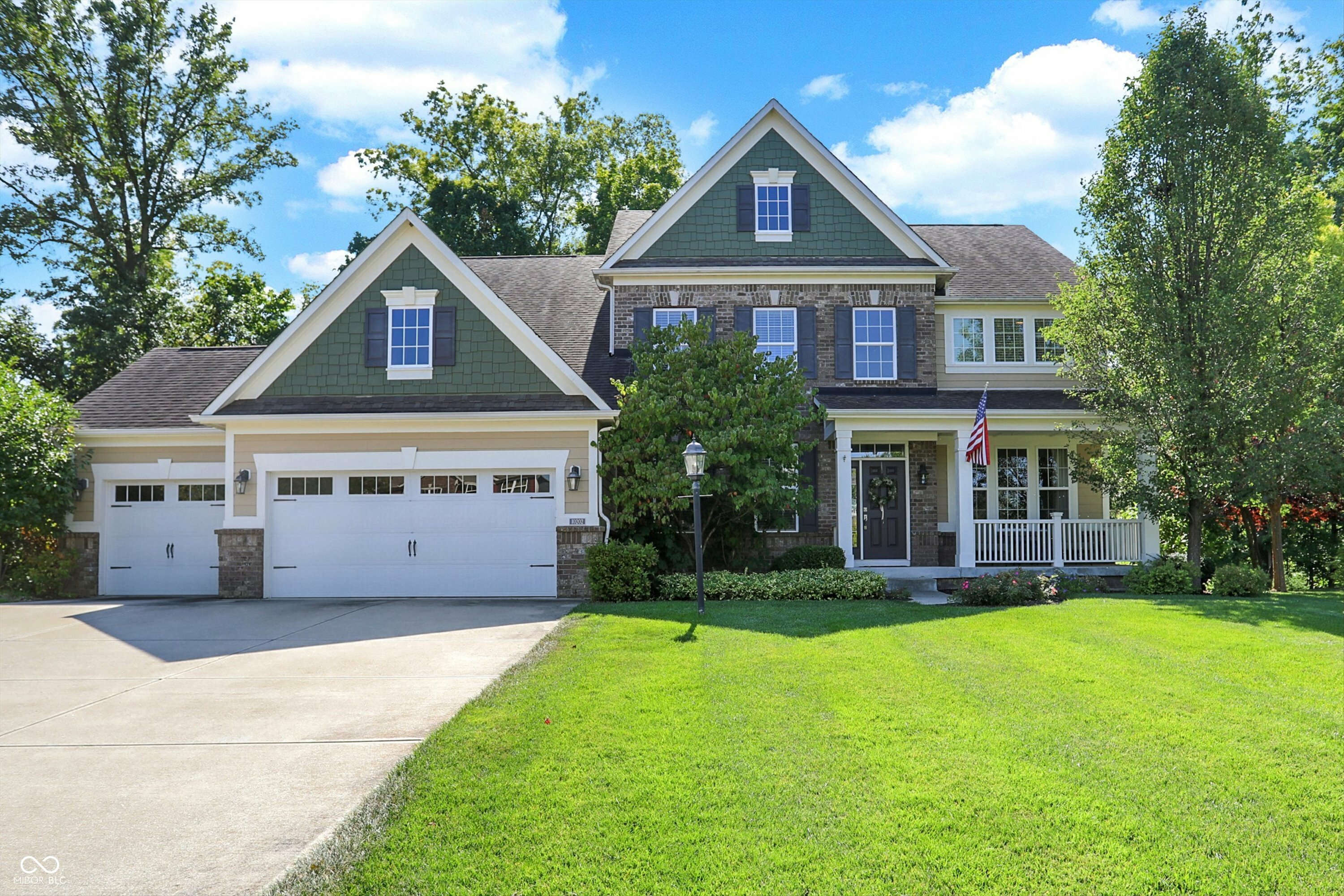 Property Photo:  10202 Wicklow Court  IN 46040 