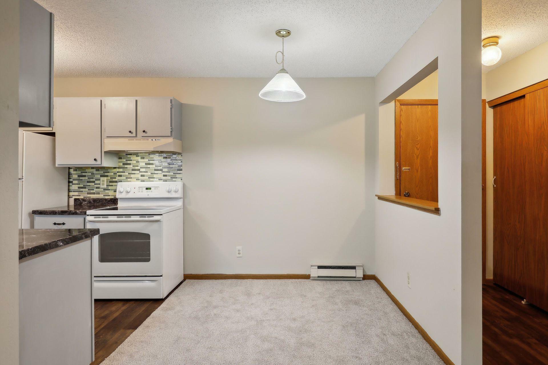 Property Photo:  14182 Pennock Avenue 111  MN 55124 