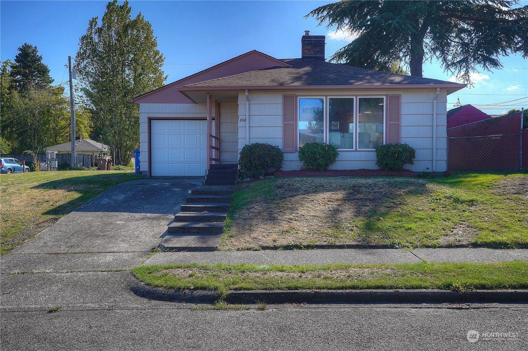 868 S 34th Street  Tacoma WA 98418 photo