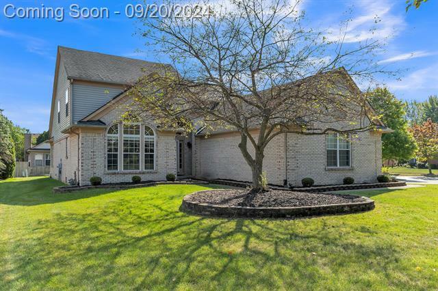 Property Photo:  2163 Woodbine Drive  MI 48188 