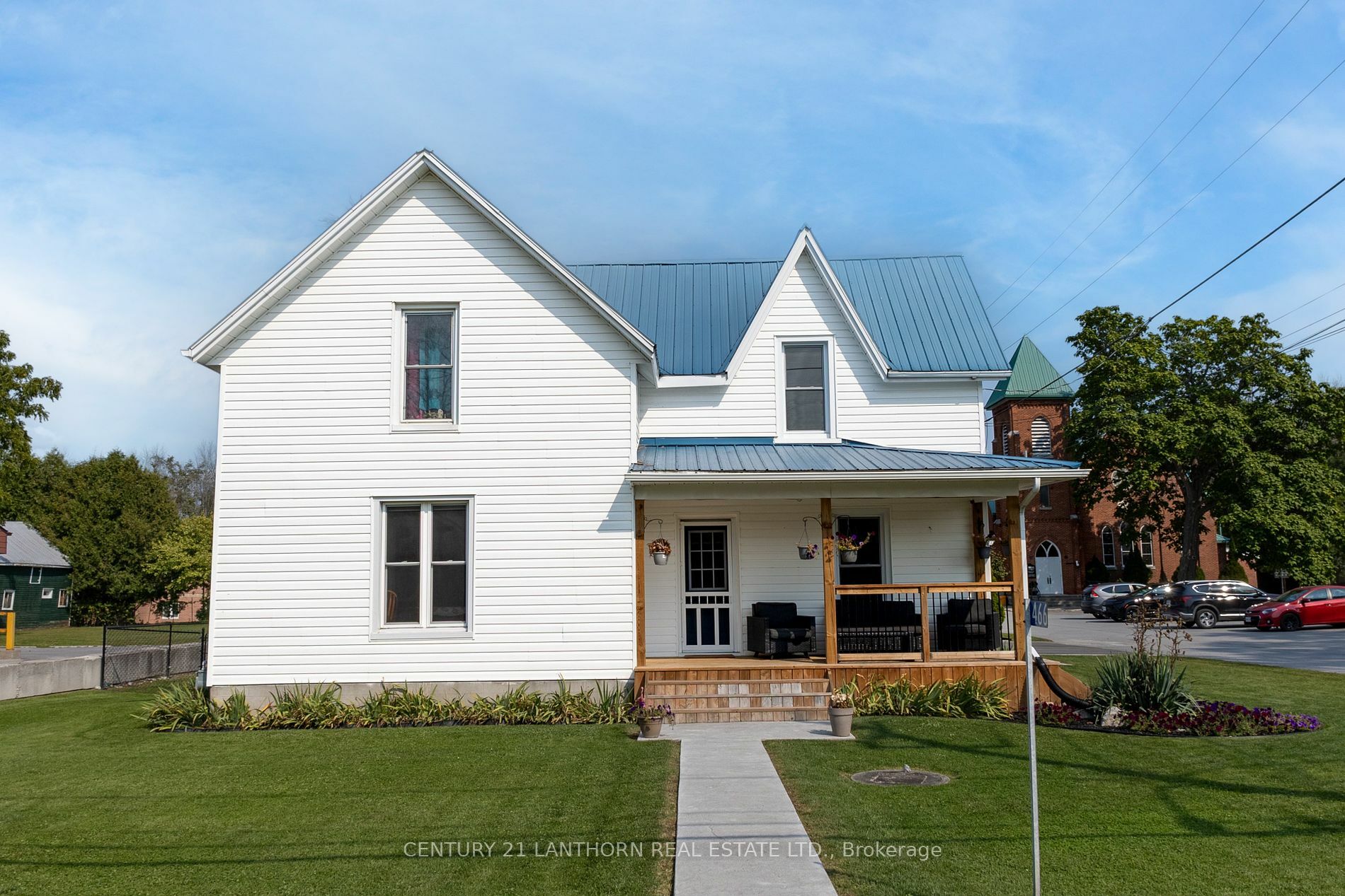 Property Photo:  466 Ashley St  ON K0K 2B0 