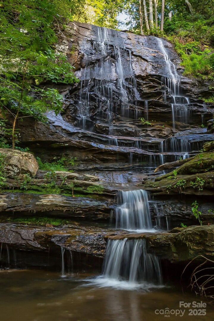 Property Photo:  0 The Falls Road  NC 28167