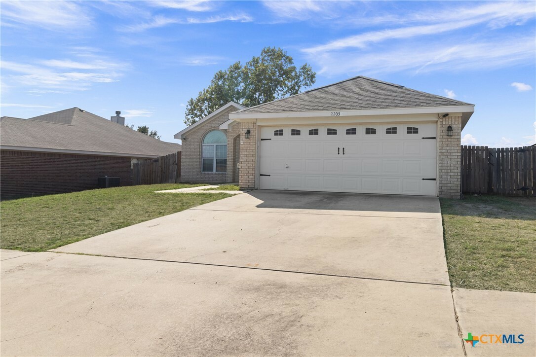 Property Photo:  2203 Joseph Drive  TX 76522 