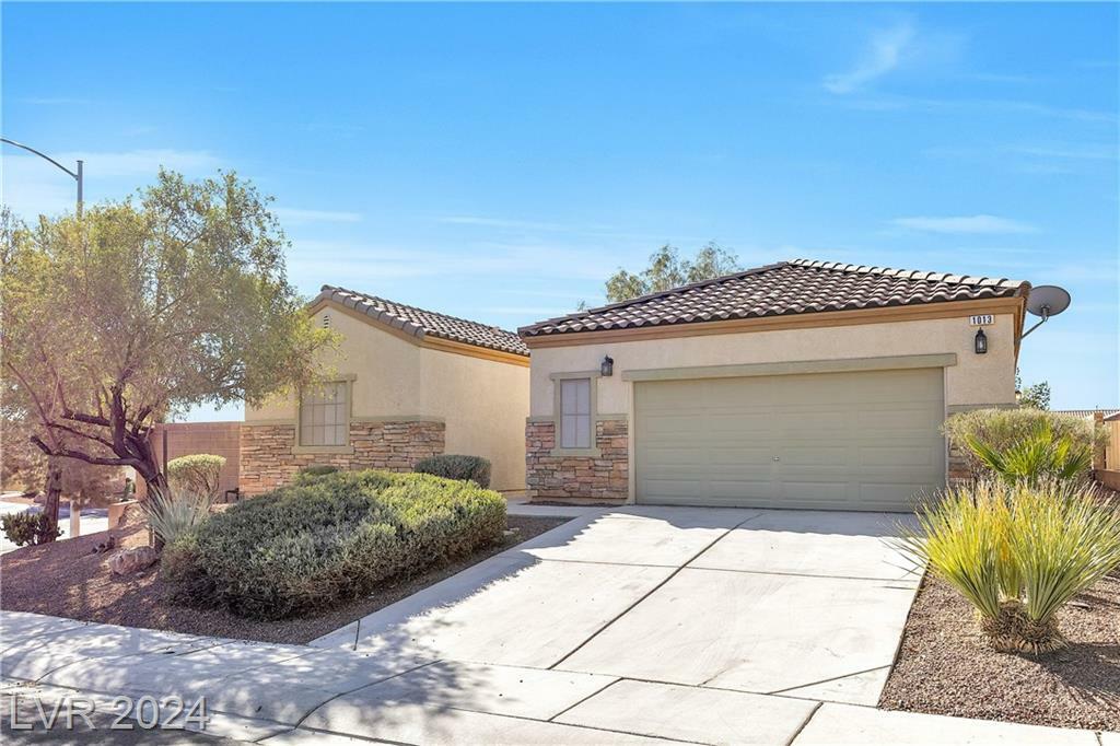 Property Photo:  1013 Kevin Baker Avenue  NV 89086 