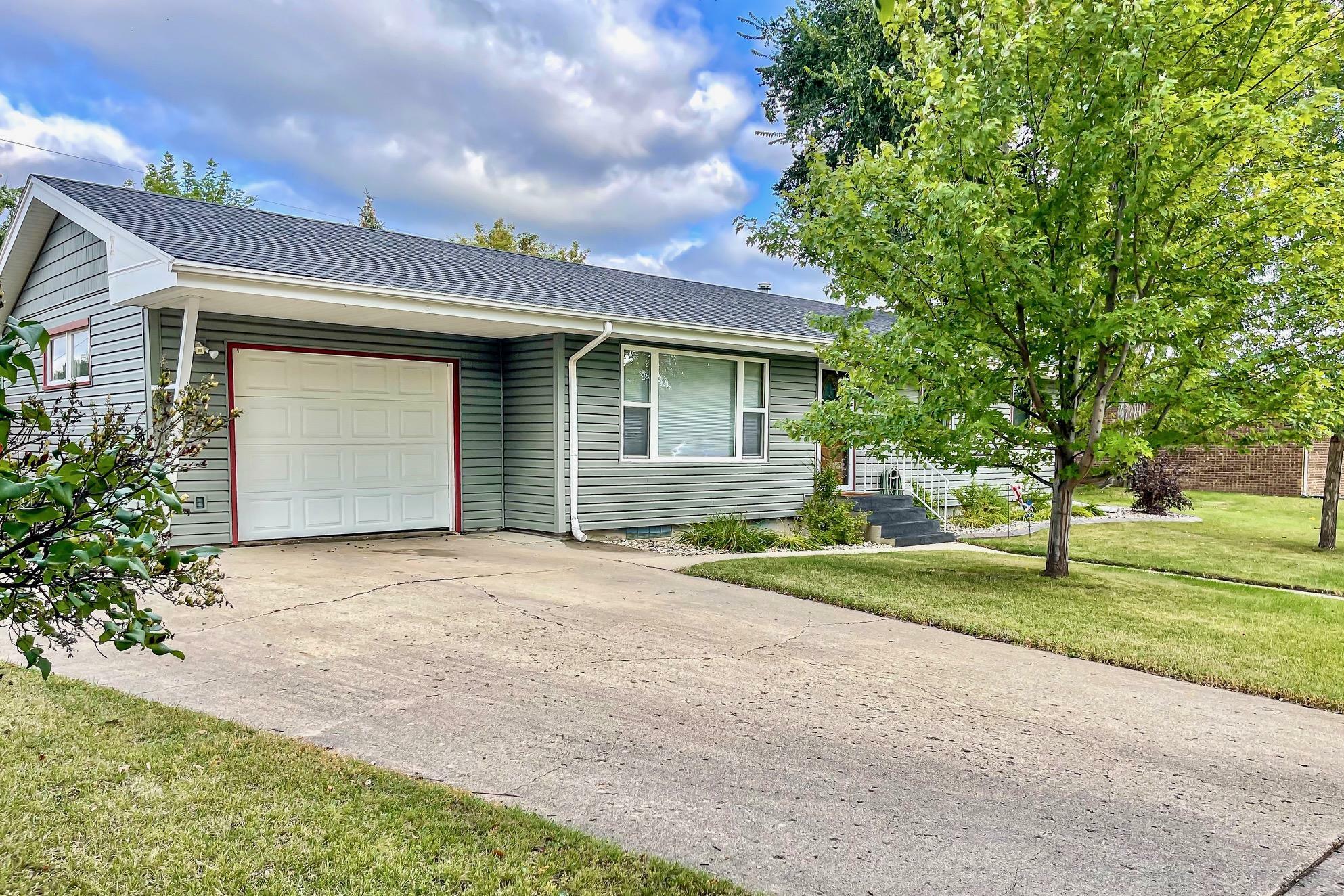 Property Photo:  420 24th St NW  ND 58703 