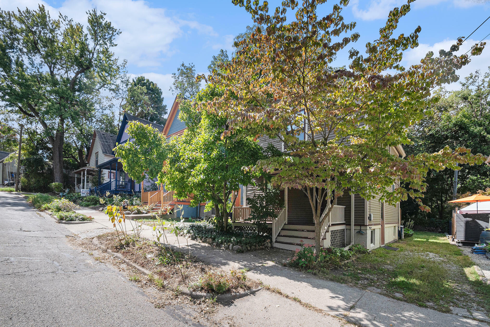 Property Photo:  236 Murray Avenue  MI 48103 