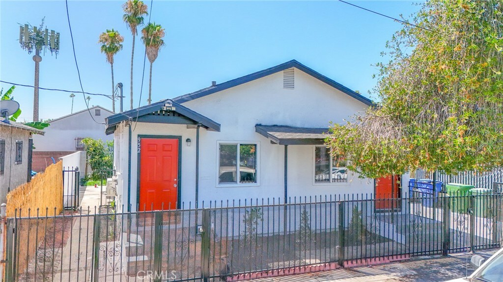 Property Photo: 952 - 954 W Gage Avenue CA 90044