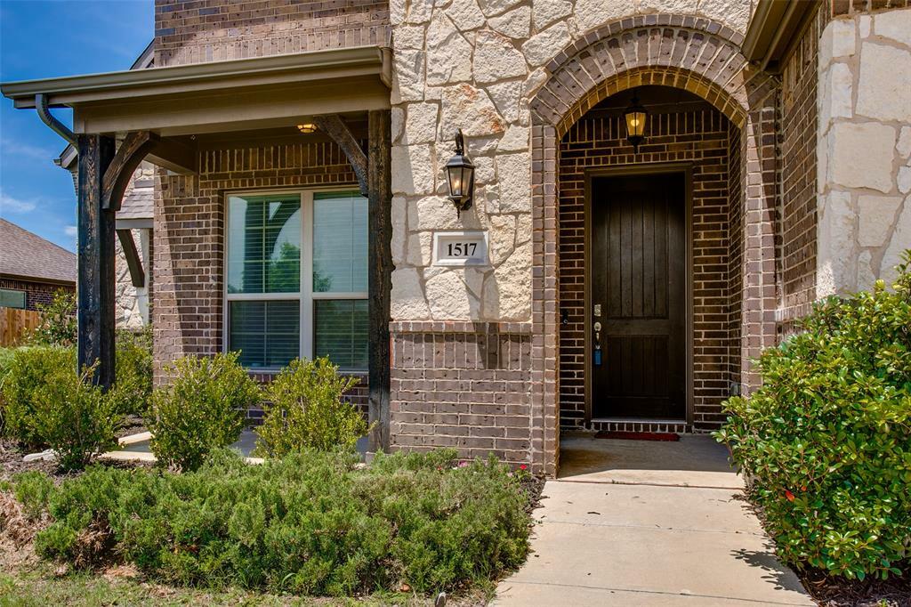 Property Photo:  1517 Pierce Street  TX 75165 