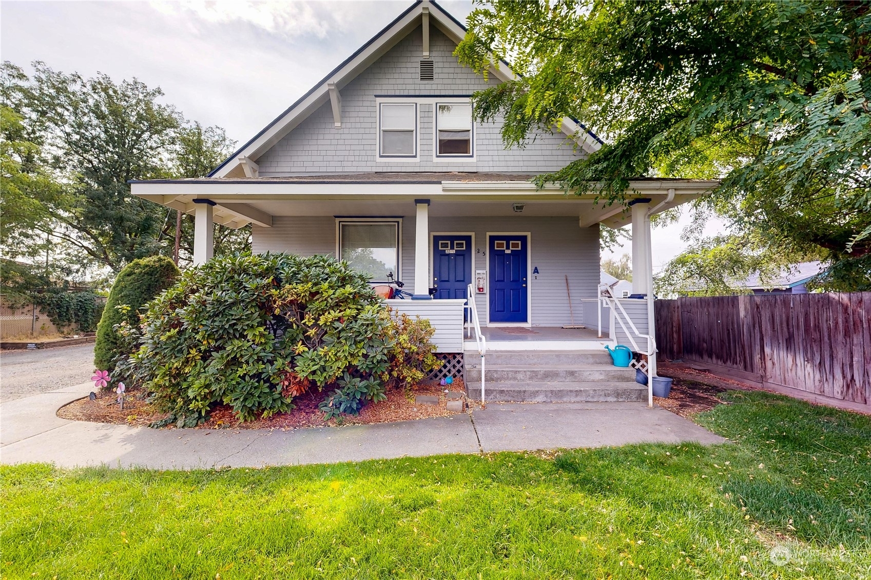 Property Photo:  25 SW 5th Street  WA 99362 