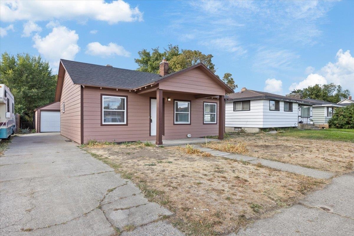 Property Photo:  4923 N Napa St  WA 99207 