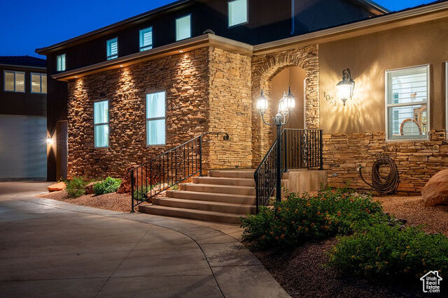 Property Photo:  1021 W Churrea Dr  UT 84780 
