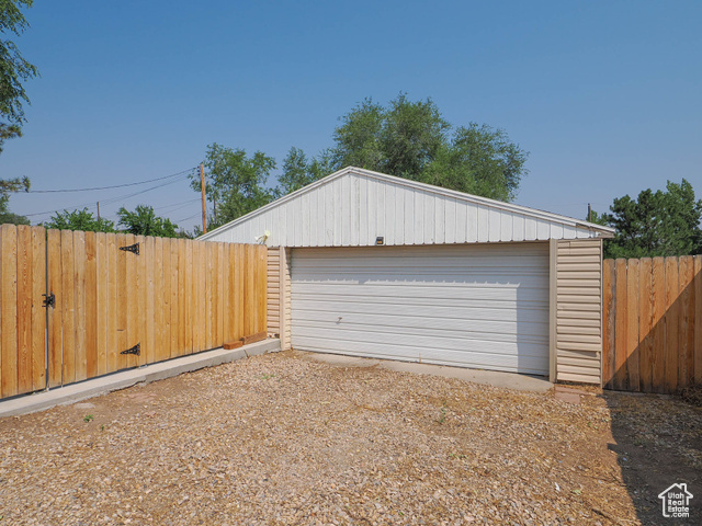 Property Photo:  1395 E Elm Leaf Cv  UT 84117 