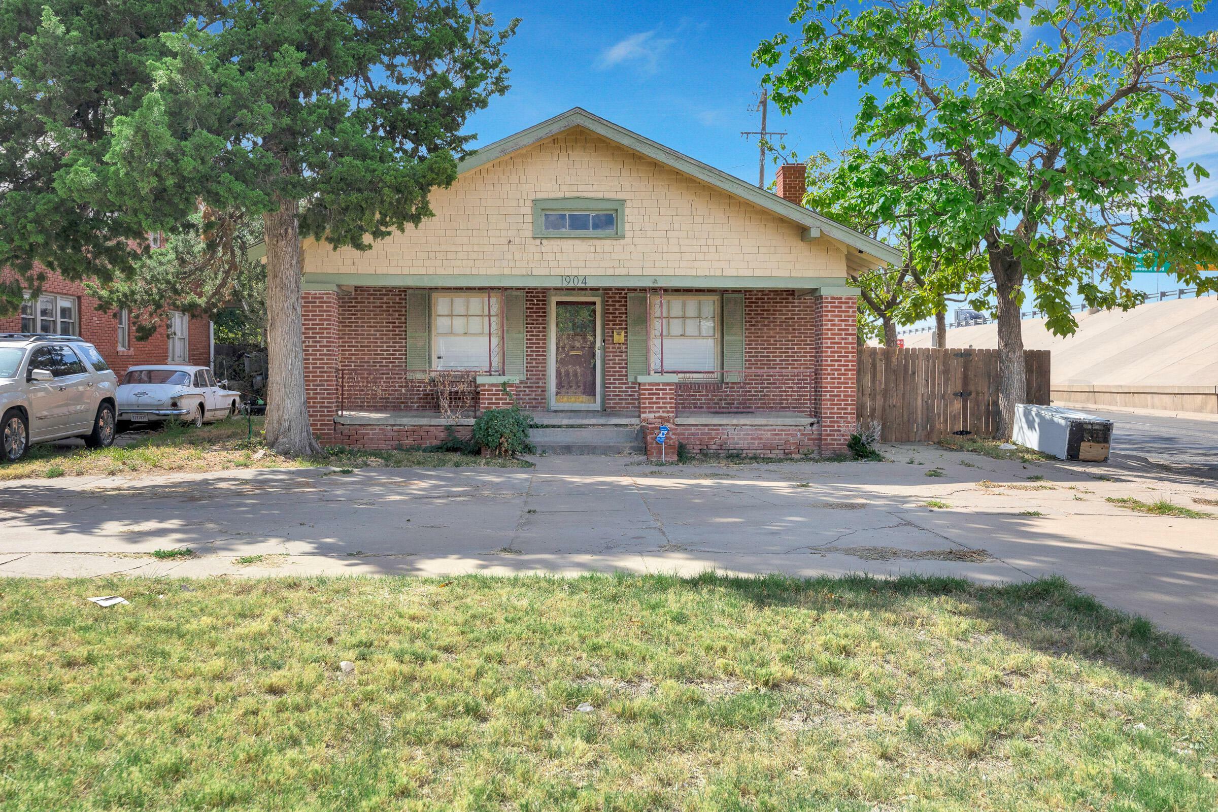 1904 S Harrison Street  Amarillo TX 79109 photo